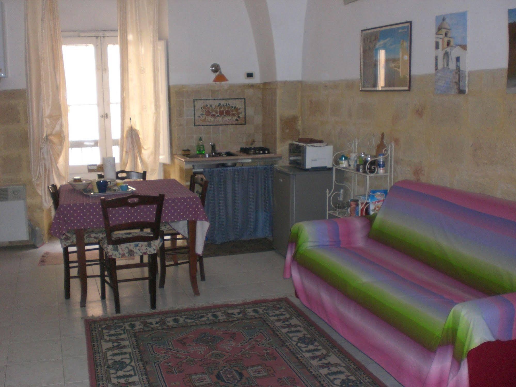 Bed & Breakfast Mare Nostrum Brindisi Eksteriør bilde