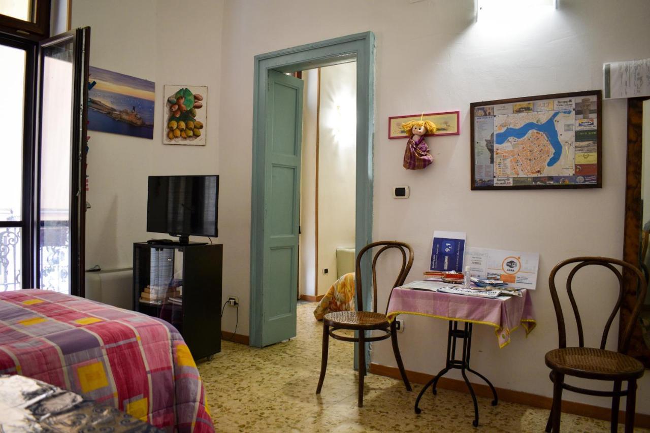Bed & Breakfast Mare Nostrum Brindisi Eksteriør bilde