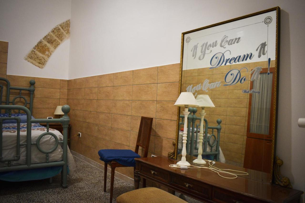 Bed & Breakfast Mare Nostrum Brindisi Eksteriør bilde