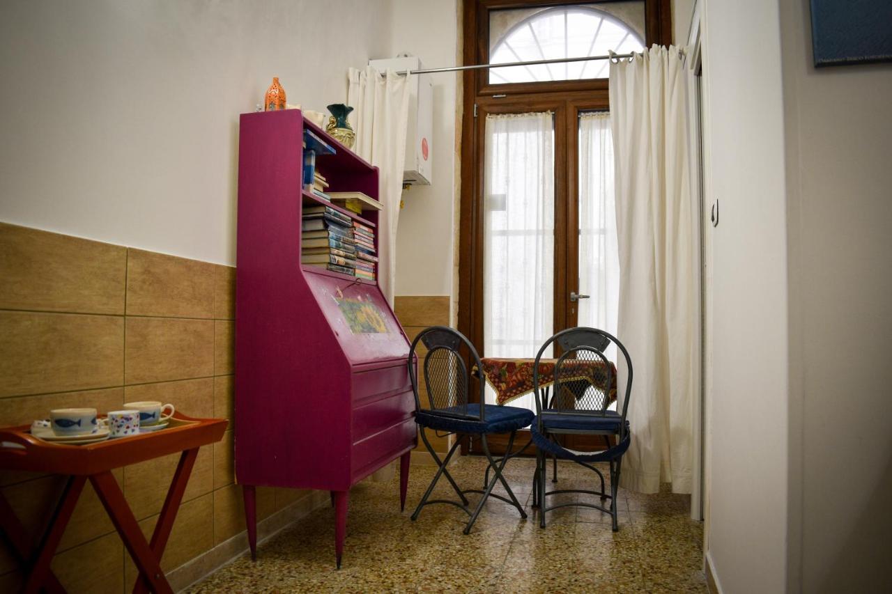 Bed & Breakfast Mare Nostrum Brindisi Eksteriør bilde